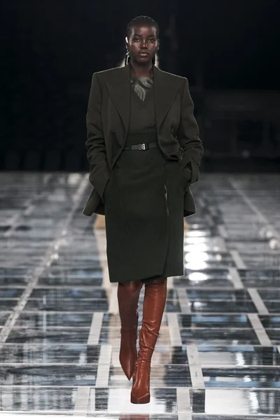 Look 36